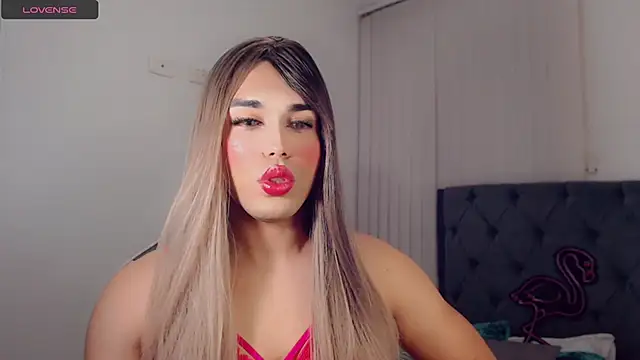 Snapshot of BIGCOCKMIA chatting on 01/29/25, 12:45 BIGCOCKMIA online show from 01/29/25, 12:45