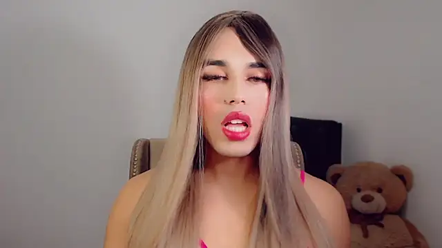 Snapshot of BIGCOCKMIA chatting on 09/11/25, 06:30 BIGCOCKMIA online show from 09/11/25, 06:30