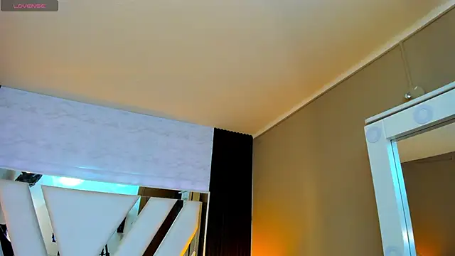 Linda4Petite online show from 09/29/25, 06:02