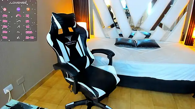 Linda4Petite online show from 10/04/25, 06:06