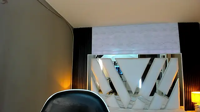 Linda4Petite online show from 03/10/26, 06:24