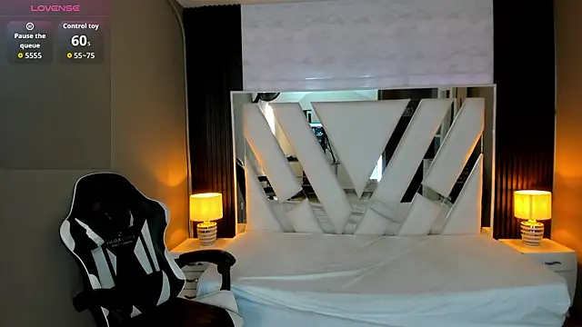 Linda4Petite online show from 03/14/26, 06:13