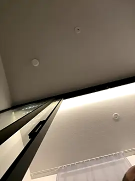 Snapshot of Andreashow chatting on 10/21/25, 08:20 Andreashow online show from 10/21/25, 08:20