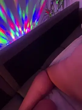 Snapshot of Andreashow chatting on 11/23/25, 09:36 Andreashow online show from 11/23/25, 09:36