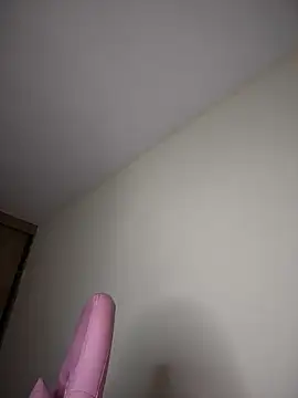 lunablossom  online show from 09/26/25, 08:24