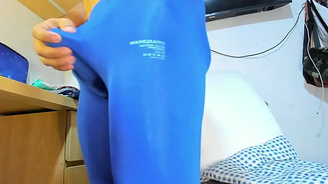 MikeMiller2 online show from 04/12/26, 03:11