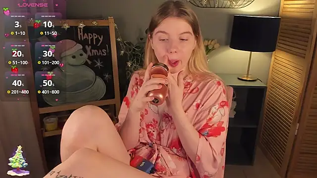 ohmyJuliet online show from 01/16/25, 03:34