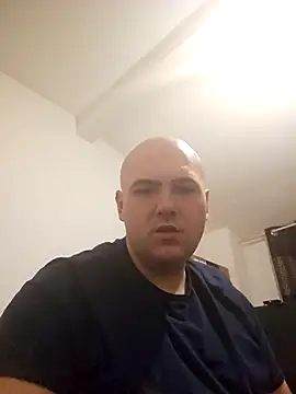 mario890605 online show from 03/16/25, 11:04