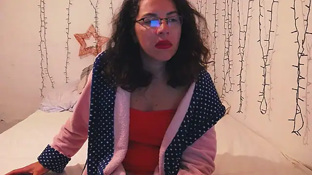 SquirtyMellissaLabia online show from 10/26/25, 04:18