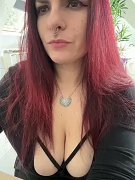 LunaMoongirl online show from 02/09/26, 02:32