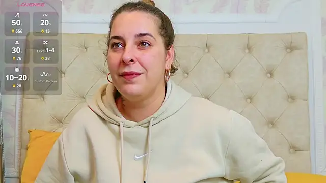 KarinaNoir online show from 11/07/25, 04:56