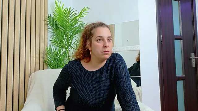 KarinaNoir online show from 05/06/26, 03:57