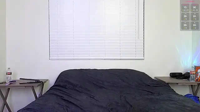 Snapshot of AriannaPena chatting on 01/05/25, 03:43 AriannaPena online show from 01/05/25, 03:43