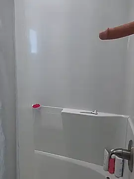 Snapshot of AriannaPena chatting on 02/28/25, 11:01 AriannaPena online show from 02/28/25, 11:01