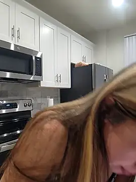 Snapshot of AriannaPena chatting on 03/14/25, 07:04 AriannaPena online show from 03/14/25, 07:04