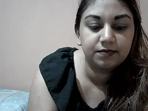 bellachow10 online show from 11/29/25, 08:12