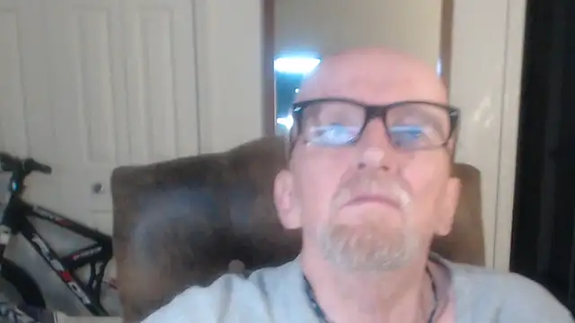 Snapshot of QueenDenizeAndTheCaptain chatting on 01/13/26, 09:58 QueenDenizeAndTheCaptain online show from 01/13/26, 09:58