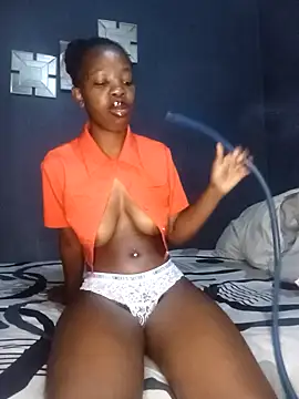 Snapshot of SheisBlacq chatting on 11/02/25, 08:44 SheisBlacq online show from 11/02/25, 08:44