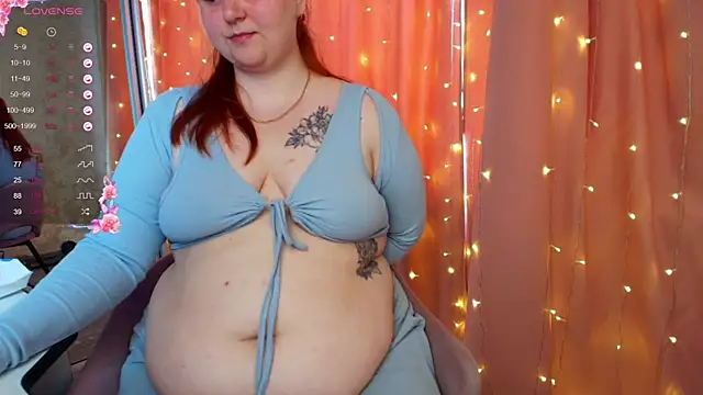 Snapshot of Mia_Bows chatting on 07/18/26, 11:47 Mia Bows online show from 07/18/26, 11:47