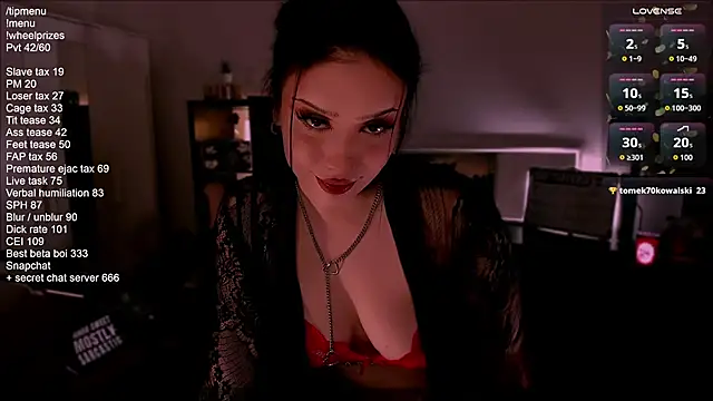 Snapshot of SofiRusselle chatting on 09/29/25, 06:02 SofiRusselle online show from 09/29/25, 06:02