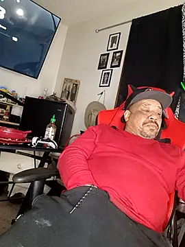 yellowwetfox online show from 03/01/25, 02:26