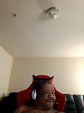 yellowwetfox online show from 03/16/26, 04:11