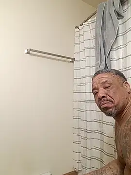 yellowwetfox online show from 03/28/26, 06:02