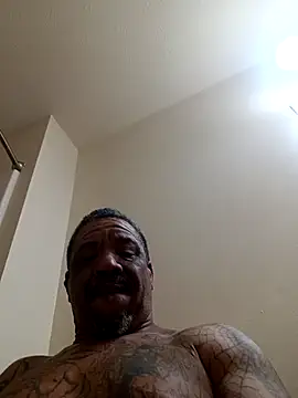 yellowwetfox online show from 04/12/26, 07:52