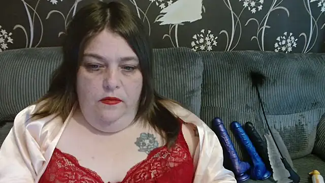 Snapshot of HouseWifeWhore_Milf chatting on 10/13/25, 03:34 HouseWifeWhore Milf online show from 10/13/25, 03:34