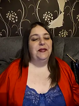 Snapshot of HouseWifeWhore_Milf chatting on 05/07/26, 10:37 HouseWifeWhore Milf online show from 05/07/26, 10:37
