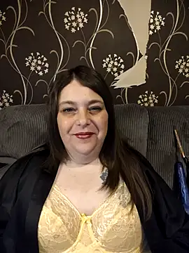Snapshot of HouseWifeWhore_Milf chatting on 05/12/26, 09:34 HouseWifeWhore Milf online show from 05/12/26, 09:34
