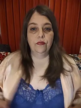 Snapshot of HouseWifeWhore_Milf chatting on 06/17/26, 09:34 HouseWifeWhore Milf online show from 06/17/26, 09:34