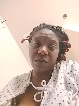 markquanna online show from 10/31/25, 04:57