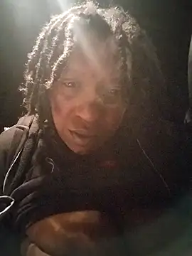 markquanna online show from 12/05/25, 08:12