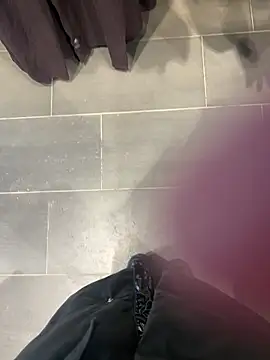 CrazzyChicks online show from 03/25/26, 05:13