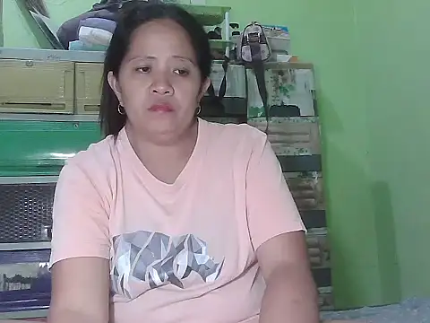 Snapshot of sweetlady_pinay chatting on 03/25/26, 01:39 sweetlady pinay online show from 03/25/26, 01:39