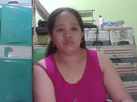 Snapshot of sweetlady_pinay chatting on 04/04/26, 10:29 sweetlady pinay online show from 04/04/26, 10:29
