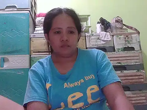 Snapshot of sweetlady_pinay chatting on 04/11/26, 01:32 sweetlady pinay online show from 04/11/26, 01:32