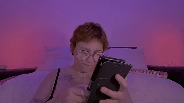 Lilmuh  online show from 05/07/26, 11:43