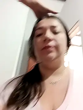Snapshot of isabella_rossse chatting on 01/16/25, 01:58 isabella rossse online show from 01/16/25, 01:58