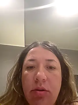 Snapshot of isabella_rossse chatting on 02/03/26, 08:36 isabella rossse online show from 02/03/26, 08:36