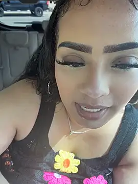 Snapshot of CarmelaAnthony chatting on 04/22/26, 05:25 CarmelaAnthony online show from 04/22/26, 05:25