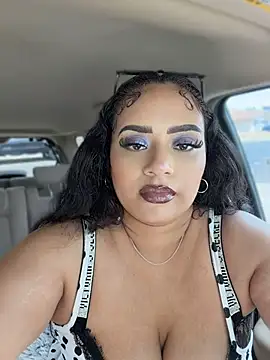 Snapshot of CarmelaAnthony chatting on 05/05/26, 07:44 CarmelaAnthony online show from 05/05/26, 07:44