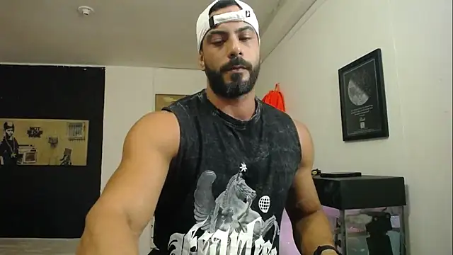 Snapshot of romeolovedark chatting on 01/15/25, 12:51 romeolovedark online show from 01/15/25, 12:51