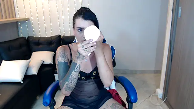 Snapshot of ximena22love chatting on 09/25/25, 08:45 ximena22love online show from 09/25/25, 08:45