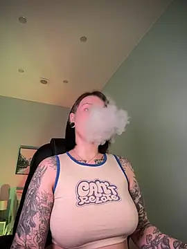 IvyHoney online show from 03/01/25, 10:02