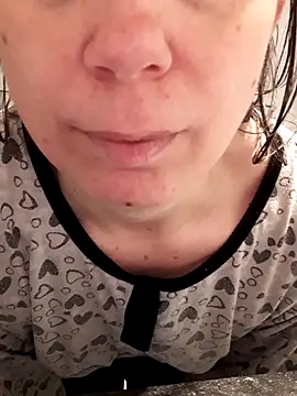 Moi Lina online show from 04/02/26, 02:26