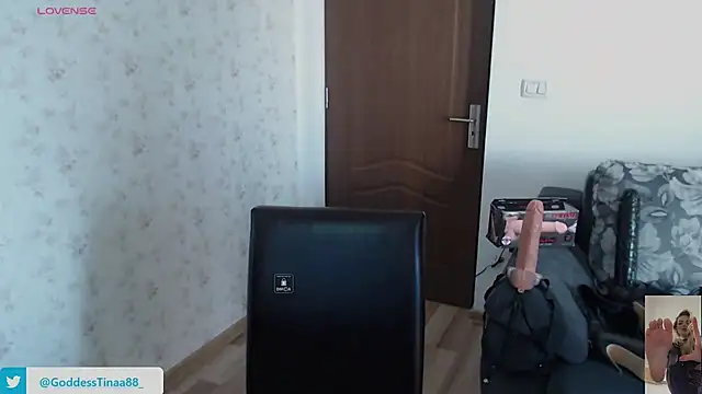 Goddess Tina online show from 10/28/25, 07:34