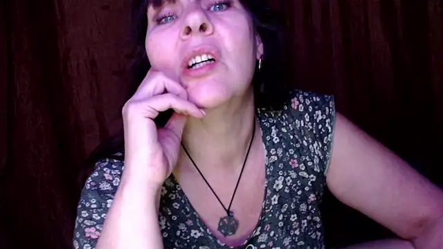 Snapshot of karina_ren_ chatting on 02/19/25, 01:50 karina ren online show from 02/19/25, 01:50