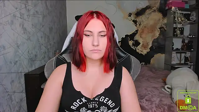 Snapshot of dj_eban_ chatting on 10/31/25, 03:57 dj eban online show from 10/31/25, 03:57